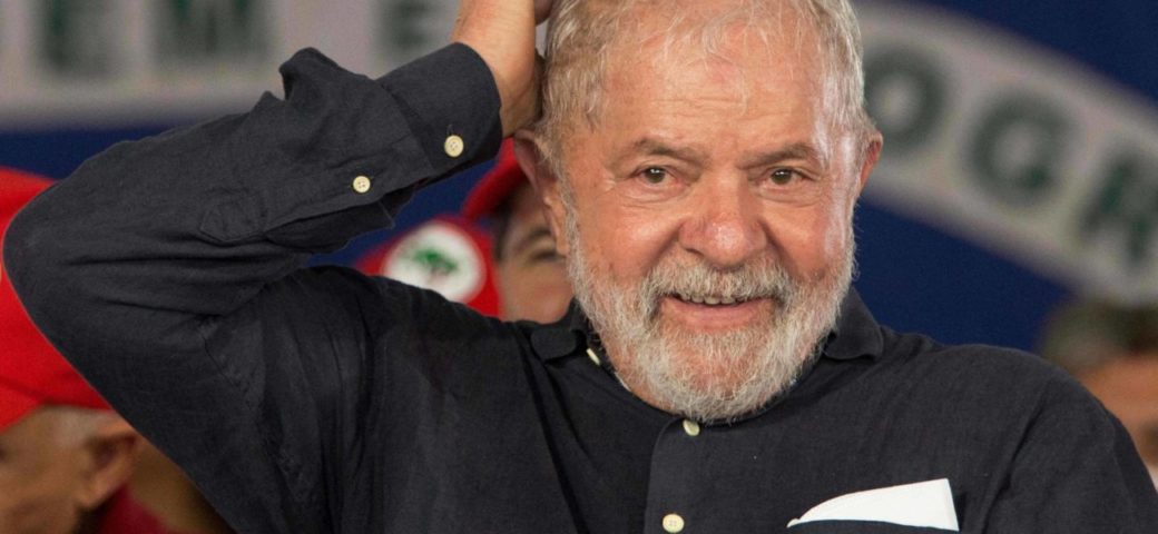 ‘É mais fácil ganhar as eleições do que recuperar o Brasil’, diz Lula