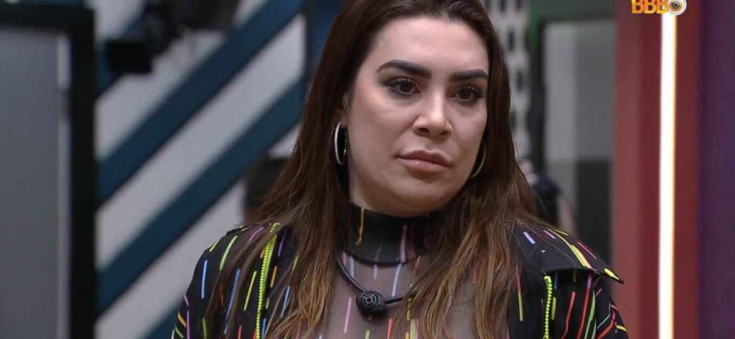 Bandidos roubam família de Naiara Azevedo e fazem reféns